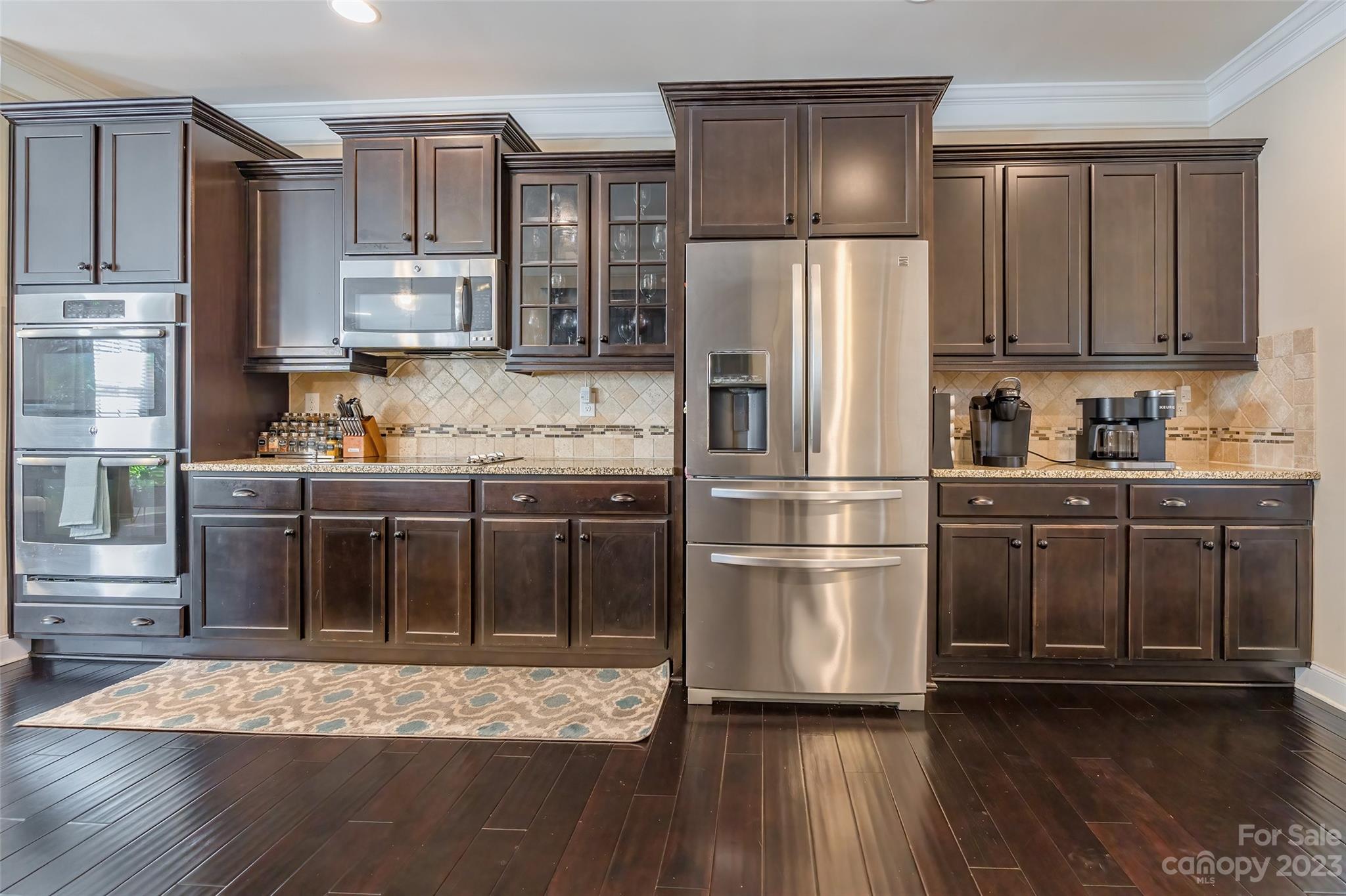 9107 Inverness Bay Road Charlotte, NC 28278 - Photo 8 of 40 Gallery Image 8