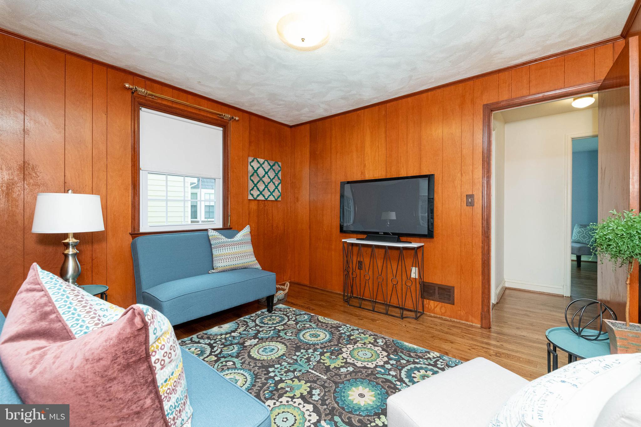 813 Stoneleigh Road Baltimore, MD 21212 - Photo 19 of 42 Den or office
