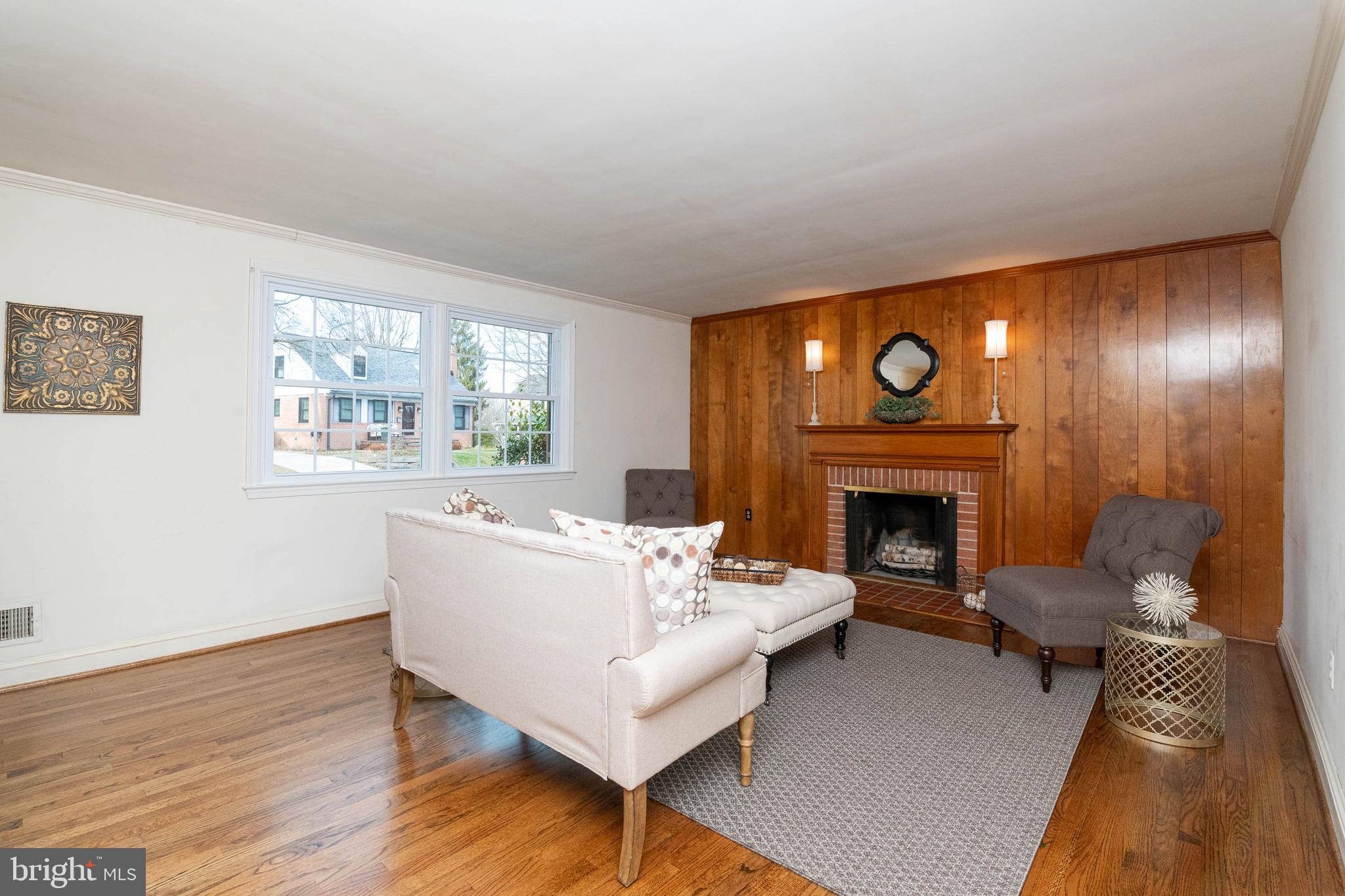 813 Stoneleigh Road Baltimore, MD 21212 - Photo 3 of 42 Living Room with Refinished Hardwood Floors