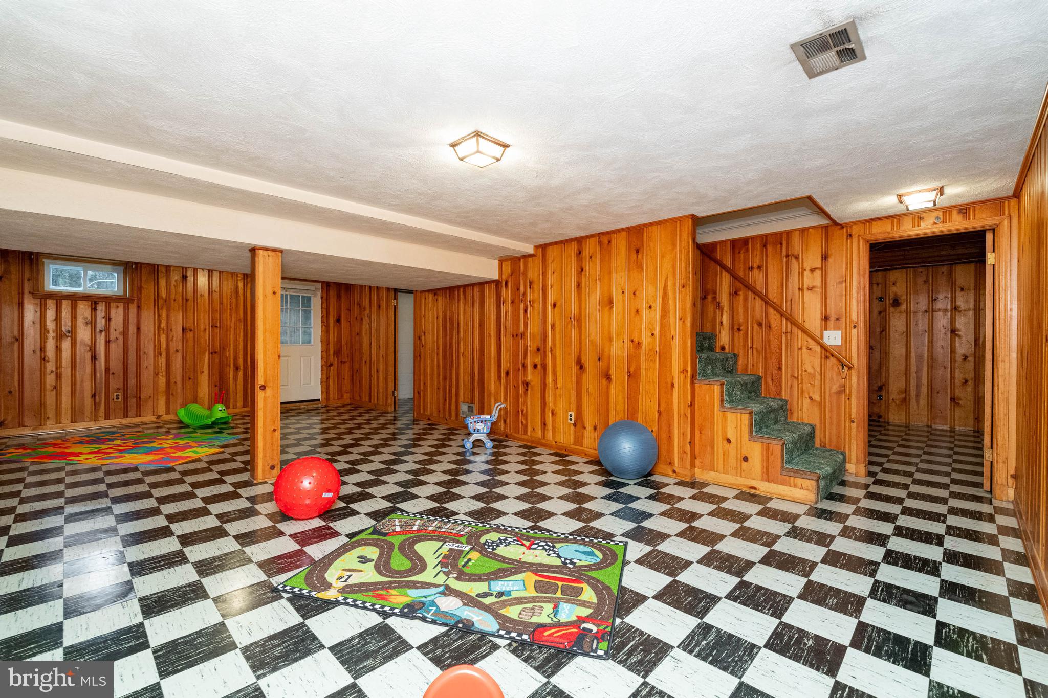 813 Stoneleigh Road Baltimore, MD 21212 - Photo 32 of 42 Basement