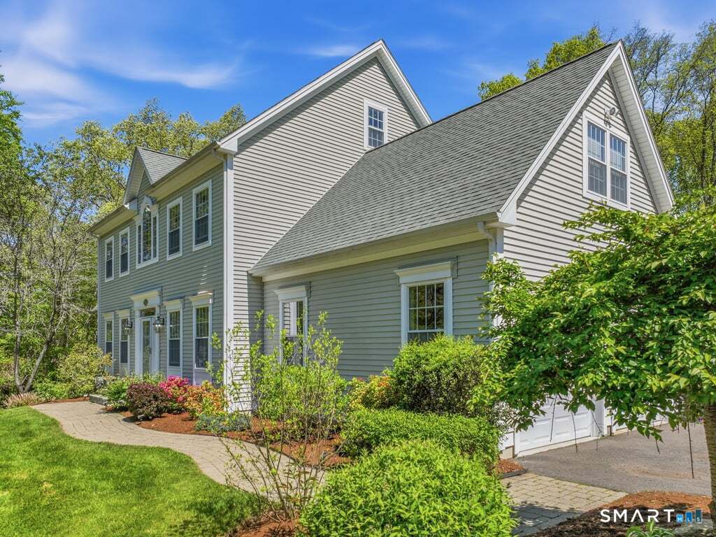 15 Fox Ridge Lane Hebron, CT 06248 - Photo 3 of 40