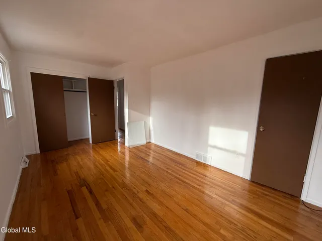 $1,800 | 5 Dowling Road, Unit A, Colonie, NY 12205