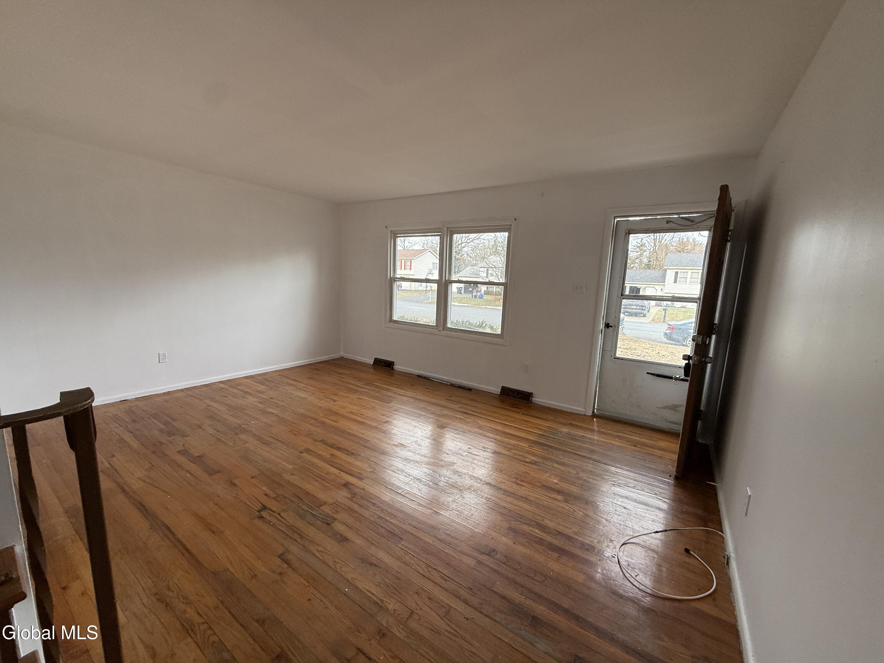 5 Dowling Road, Unit A Colonie, NY 12205 - Photo 5 of 19 IMG_9085