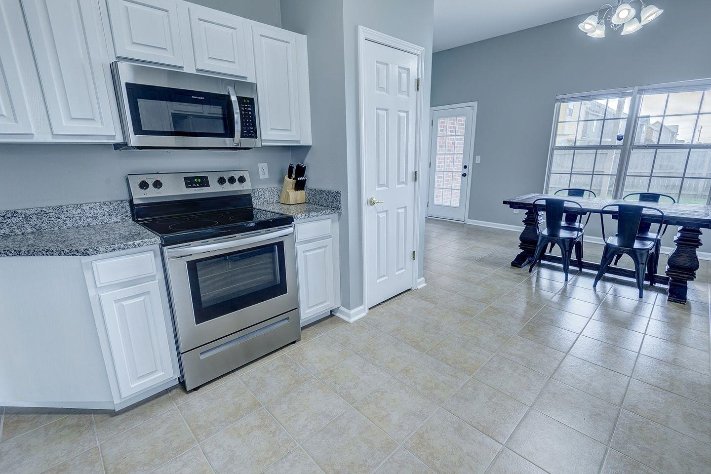 1225 Sloane Cove Foley, AL 36535 - Photo 5 of 28
