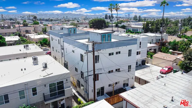 $4,330 | 4547 Saturn Street, Los Angeles, CA 90019