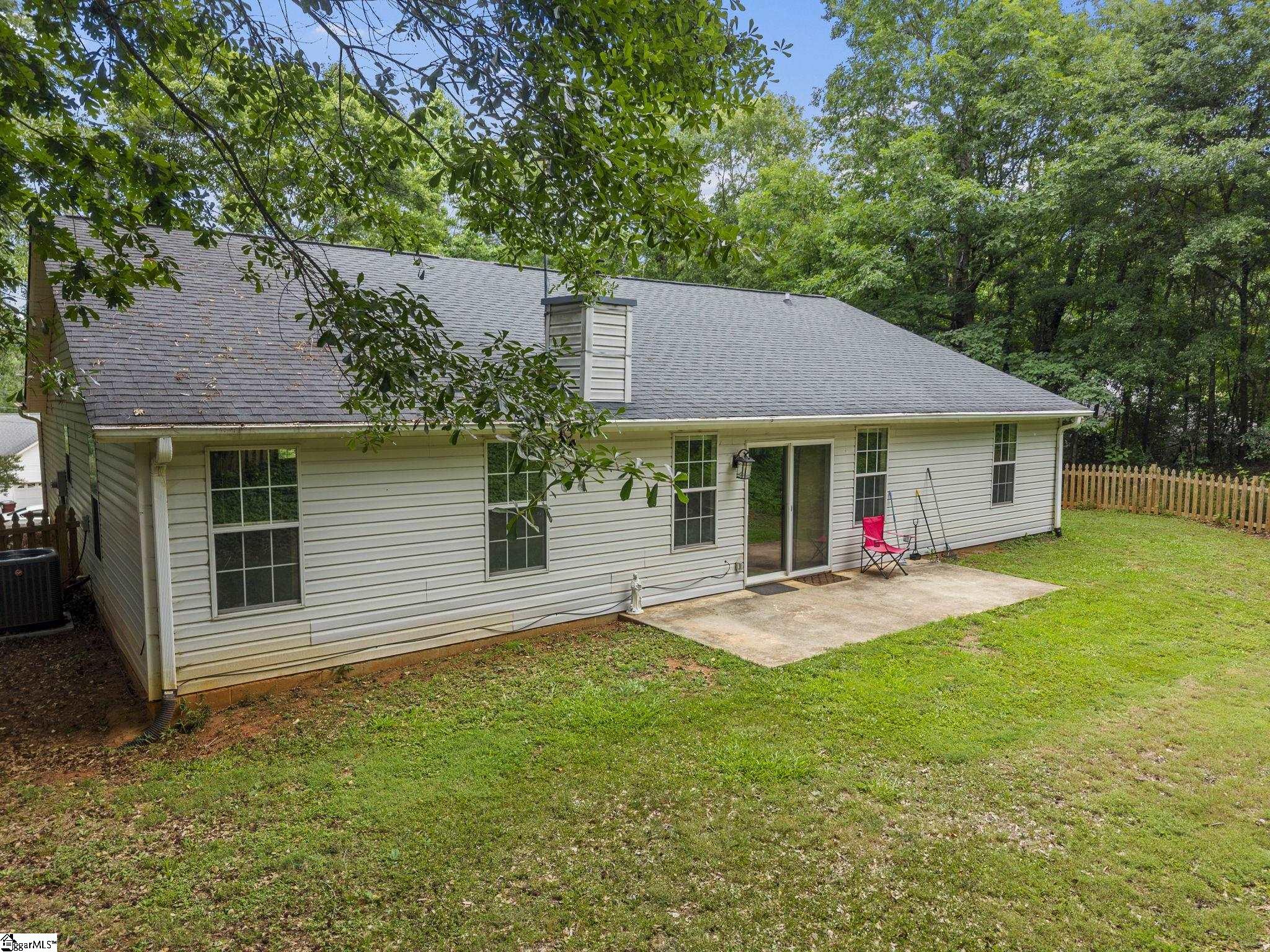 121 Confederate Lane Greer, SC 29651 - Photo 28 of 33