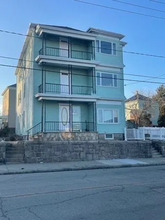 $2,150 | 1553 Rodman Street, Unit 3, Fall River, MA 02721