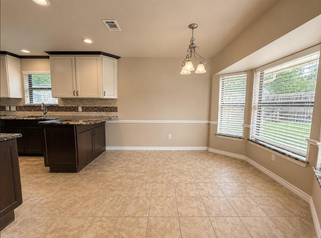133 Springhill Drive Hurst, TX 76054 - Photo 8 of 18