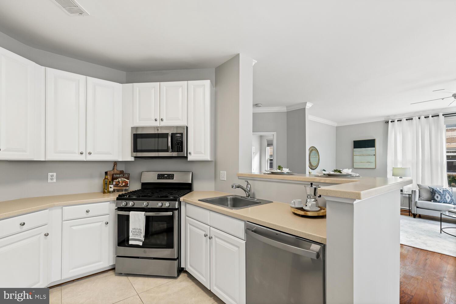 12001 Market Street, Unit 102 Reston, VA 20190 - Photo 14 of 47 Gallery Image 14