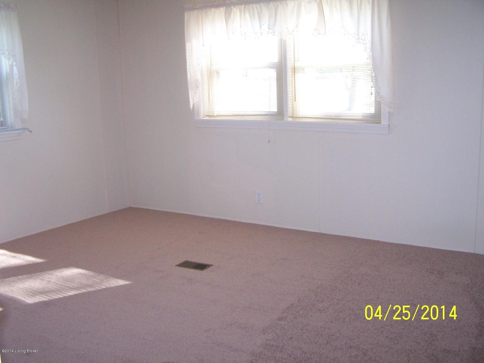 8720 Lagrange Road Smithfield, KY 40068 - Photo 14 of 24 100_6682