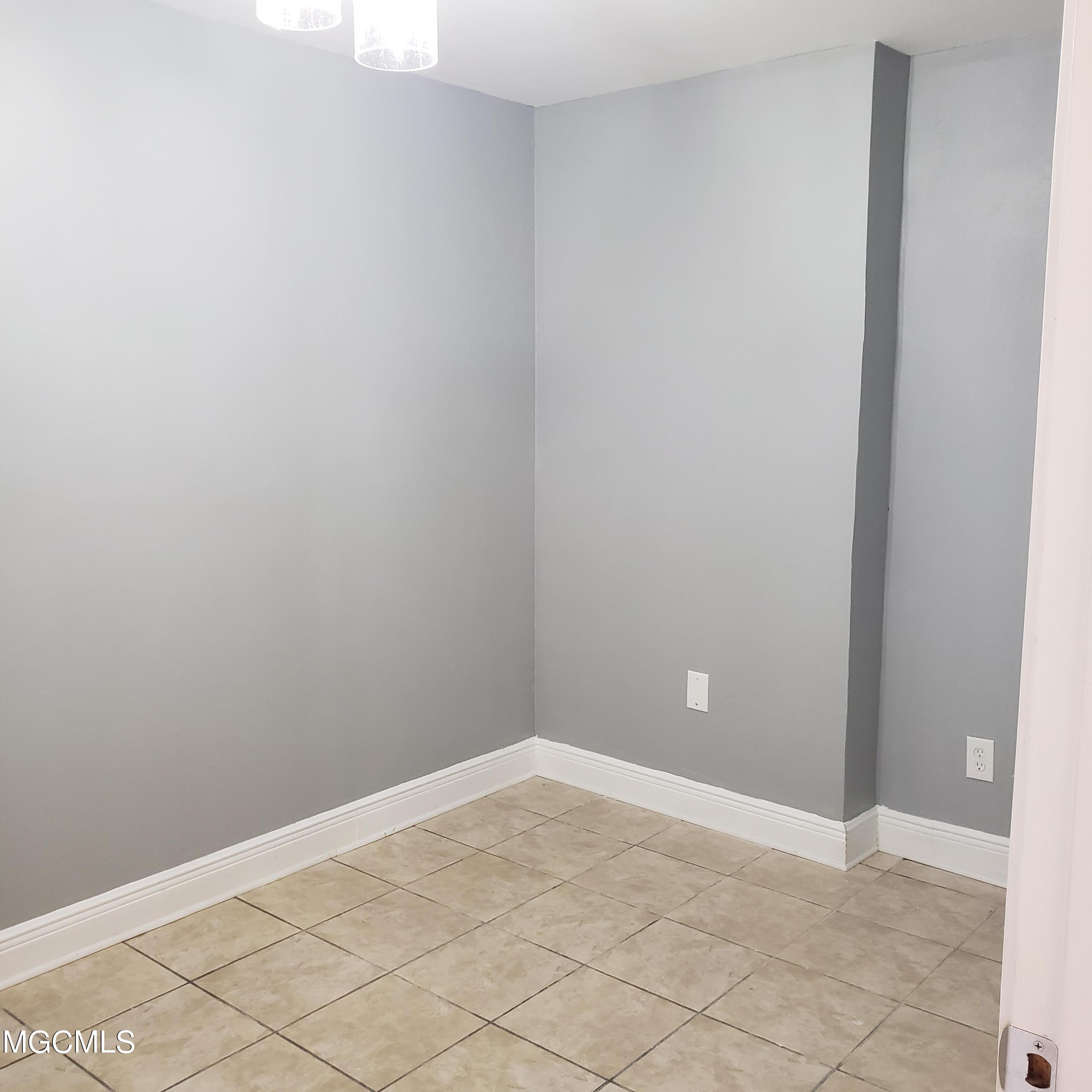 4410 Brodie Road D'Iberville, MS 39540 - Photo 9 of 18 Office