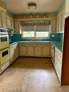 328 Robin Road Mount Airy, NC 27030 - Photo 3 of 23 Gallery Image 3