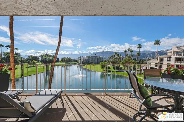 $699,000 | 910 Island Drive, Unit 401, Rancho Mirage, CA 92270