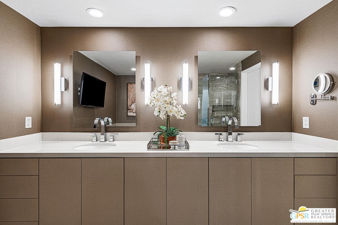 910 Island Drive, Unit 401 Rancho Mirage, CA 92270 - Photo 22 of 40