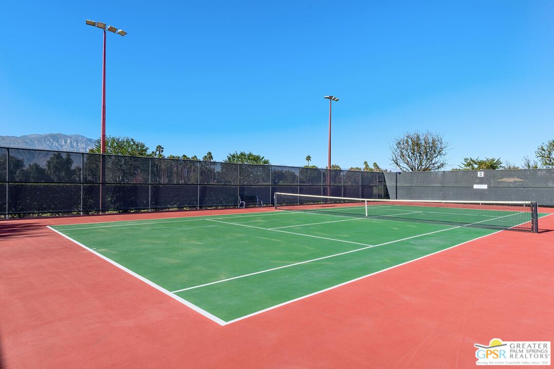 910 Island Drive, Unit 401 Rancho Mirage, CA 92270 - Photo 31 of 40