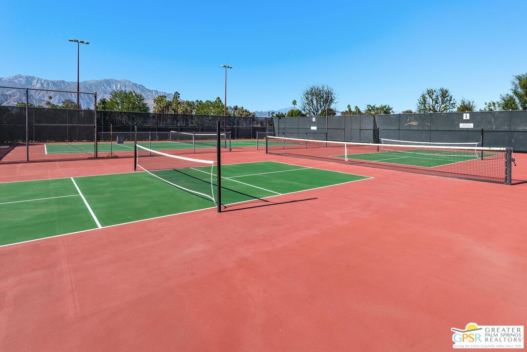 910 Island Drive, Unit 401 Rancho Mirage, CA 92270 - Photo 32 of 40