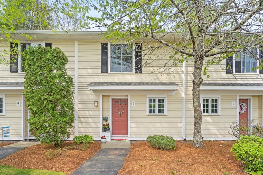 10 Janet Road, Unit 7 Easton, MA 02375 - Photo 1 of 19 Gallery Image 1