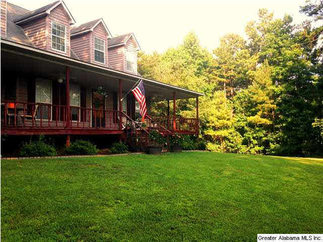 1033 Rogers Road Oneonta, AL 35121 - Photo 3 of 32