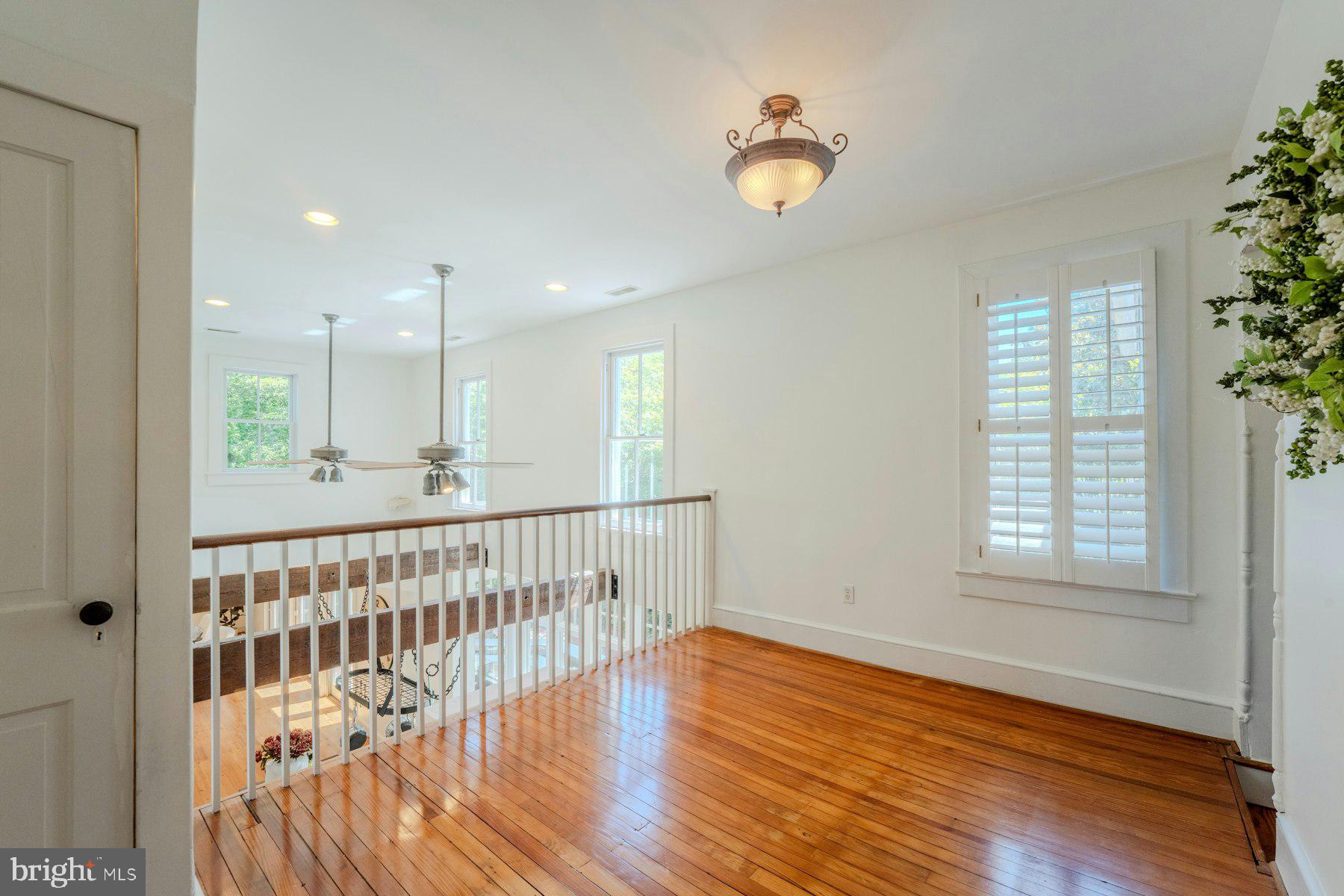 208 Edwards Ferry Road Northeast Leesburg, VA 20176 - Photo 36 of 76