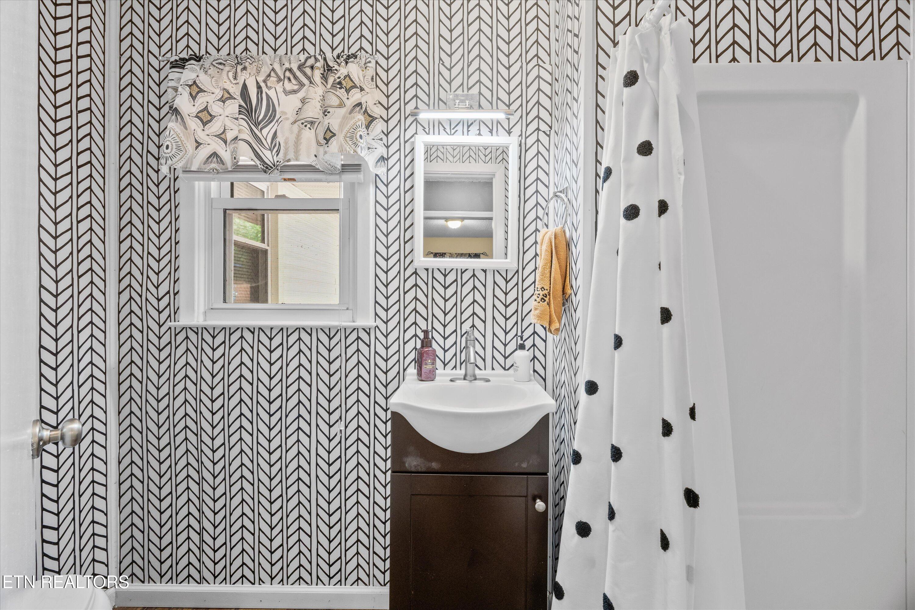 5614 Wassman Road Knoxville, TN 37912 - Photo 22 of 36 26-5614 Wassman Rd 10