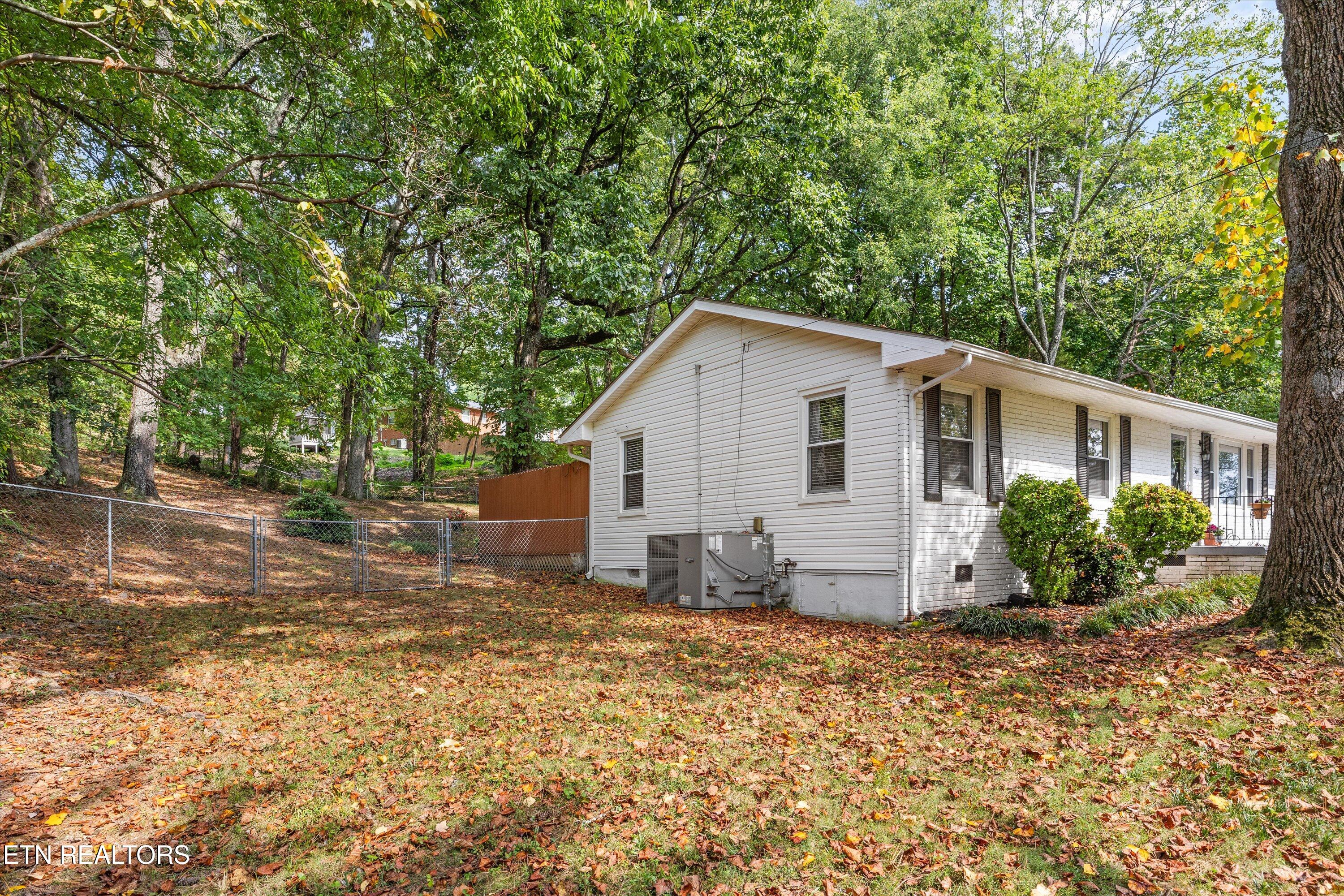 5614 Wassman Road Knoxville, TN 37912 - Photo 31 of 36 35-5614 Wassman Rd 35