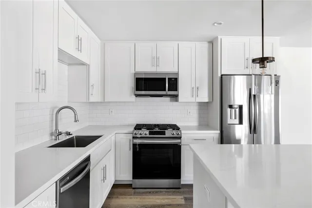 $8,499,000 | 17302 Ermanita Avenue, Torrance, CA 90504