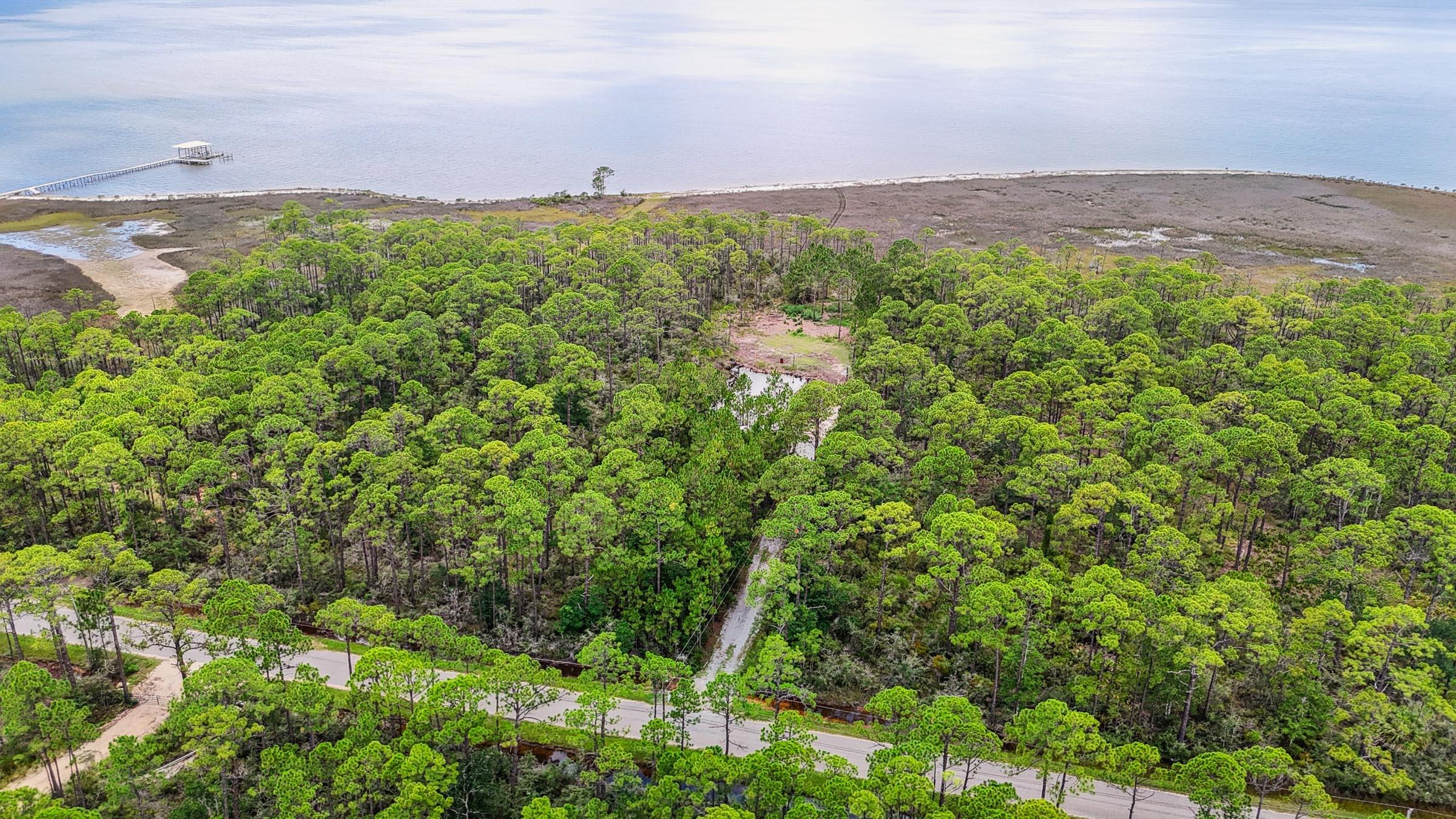 1301 Pearson Road Milton, FL 32583 - Photo 13 of 18 Gallery Image 13