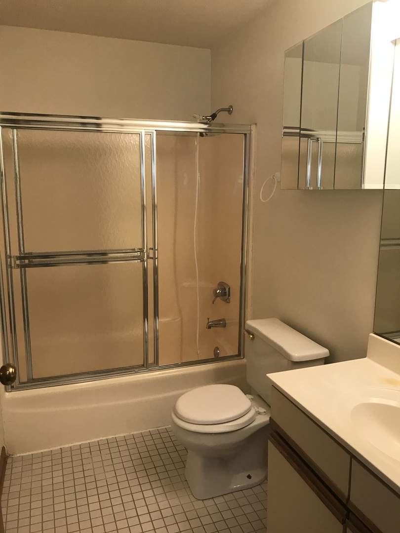 760 Weidner Road, Unit 101 Buffalo Grove, IL 60089 - Photo 11 of 12 Gallery Image 11