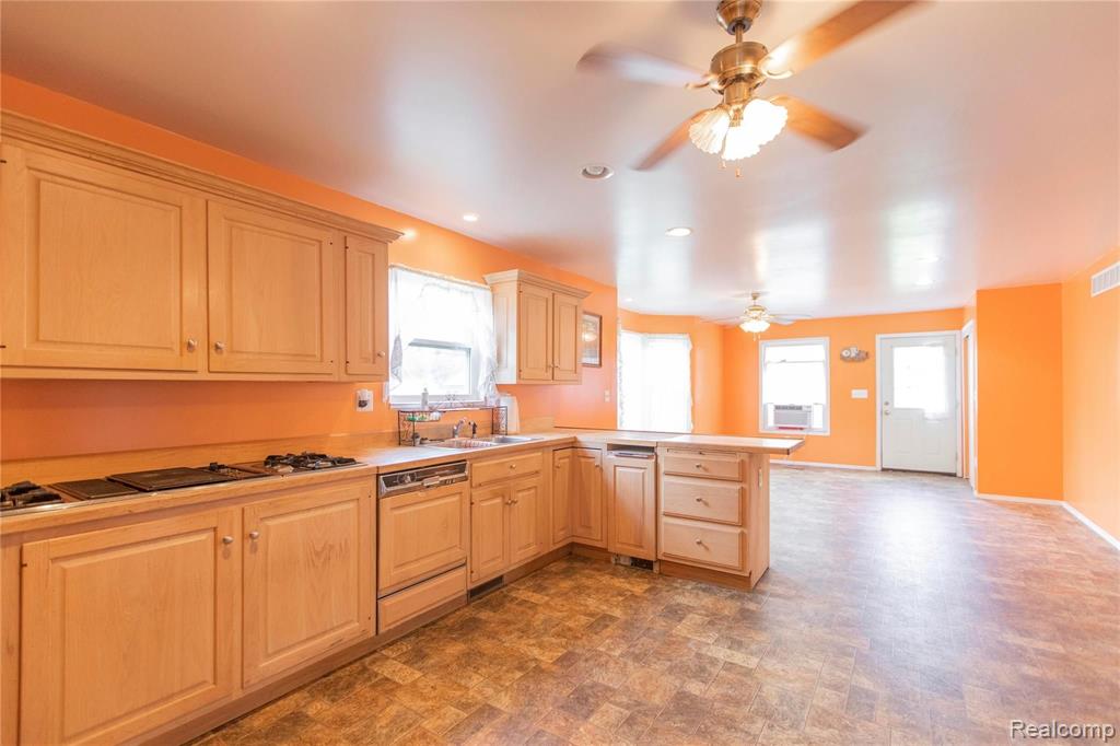 46291 Wear Road Belleville, MI 48111 - Photo 19 of 36