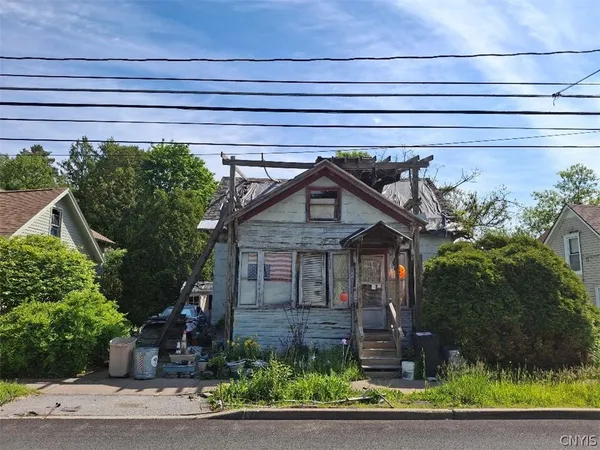 $29,900 | 240 West Main Street, Frankfort, NY 13340
