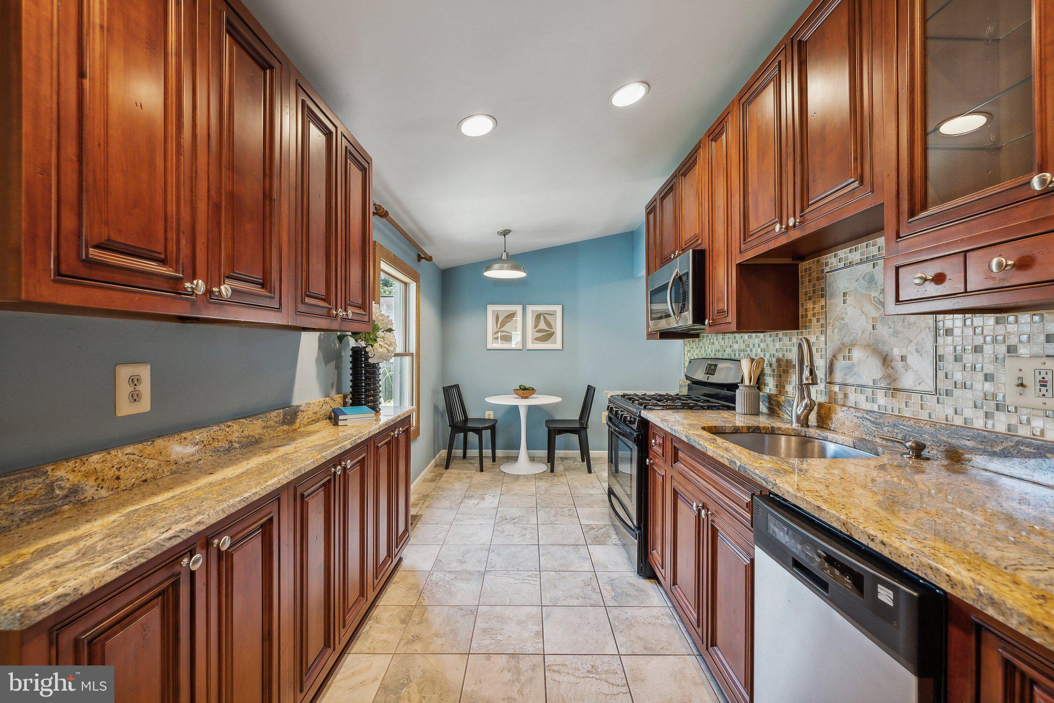 11903 Dewey Road Silver Spring, MD 20906 - Photo 8 of 27