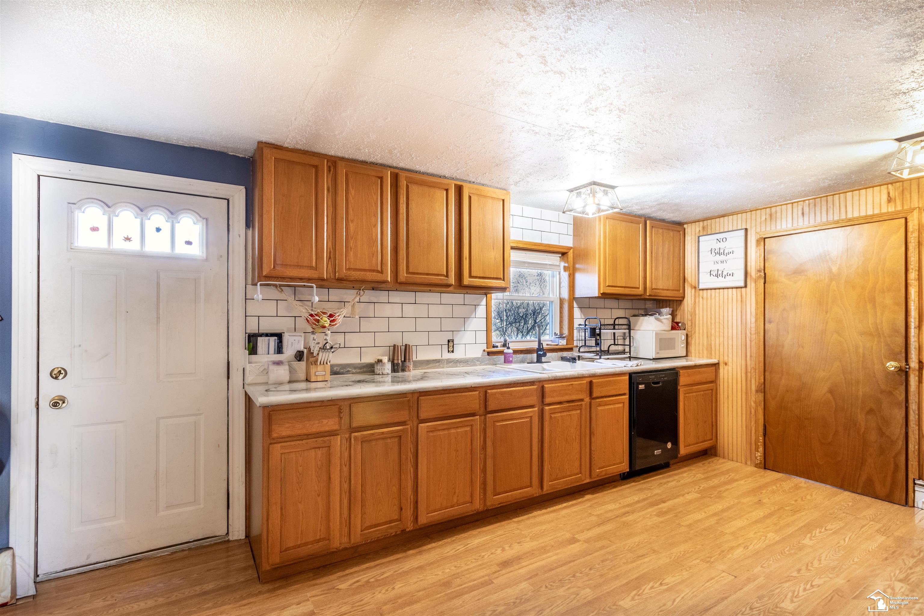 2053 Carleton West Road Carleton, MI 48117 - Photo 8 of 23