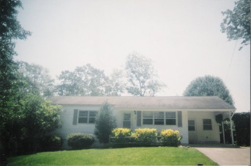 106 Lawrence Lane Oak Ridge, TN 37830 - Photo 1 of 1 Primary Photo