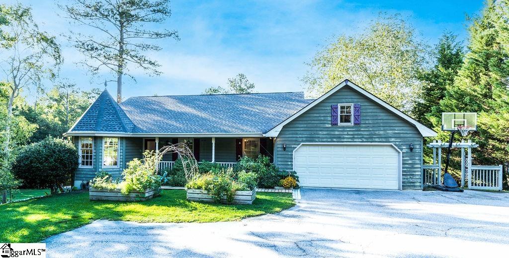 206 Ferry Cove Road Greenwood, SC 29649 - Photo 1 of 33 Gallery Image 1