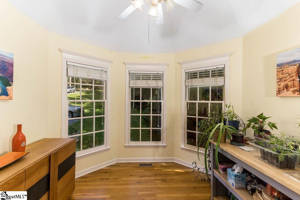 206 Ferry Cove Road Greenwood, SC 29649 - Photo 9 of 33 Gallery Image 9