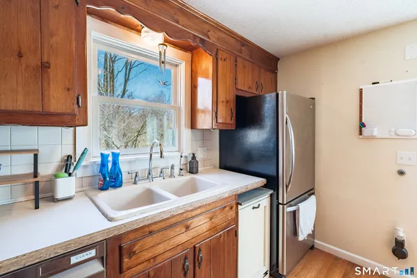 $450,000 | 236 Avery Hill Road, Ledyard, CT 06339