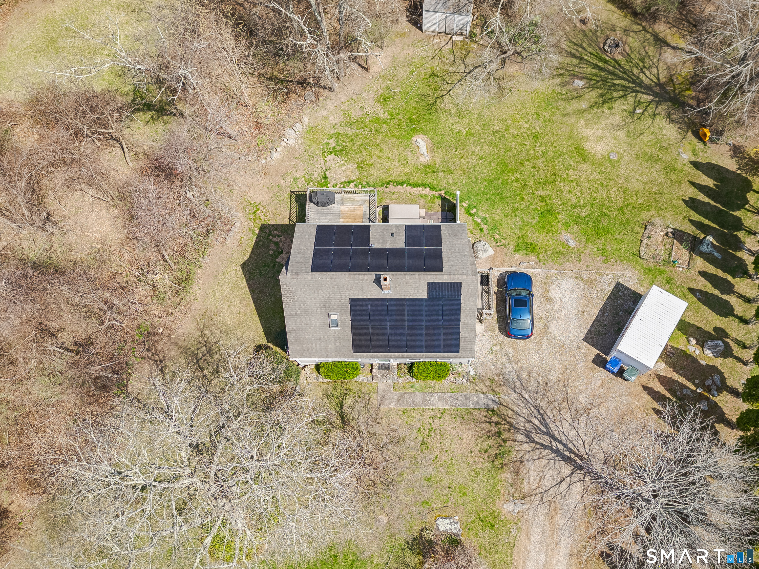 236 Avery Hill Road Ledyard, CT 06339 - Photo 4 of 38