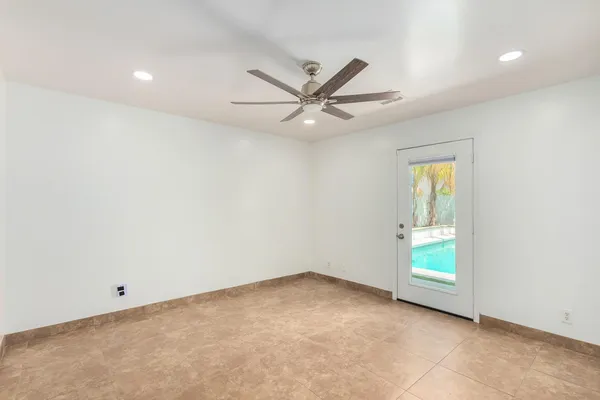 $4,650 | 1100 West 12th Street, Tempe, AZ 85281