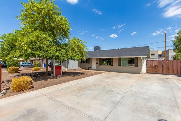 $4,650 | 1100 West 12th Street, Tempe, AZ 85281