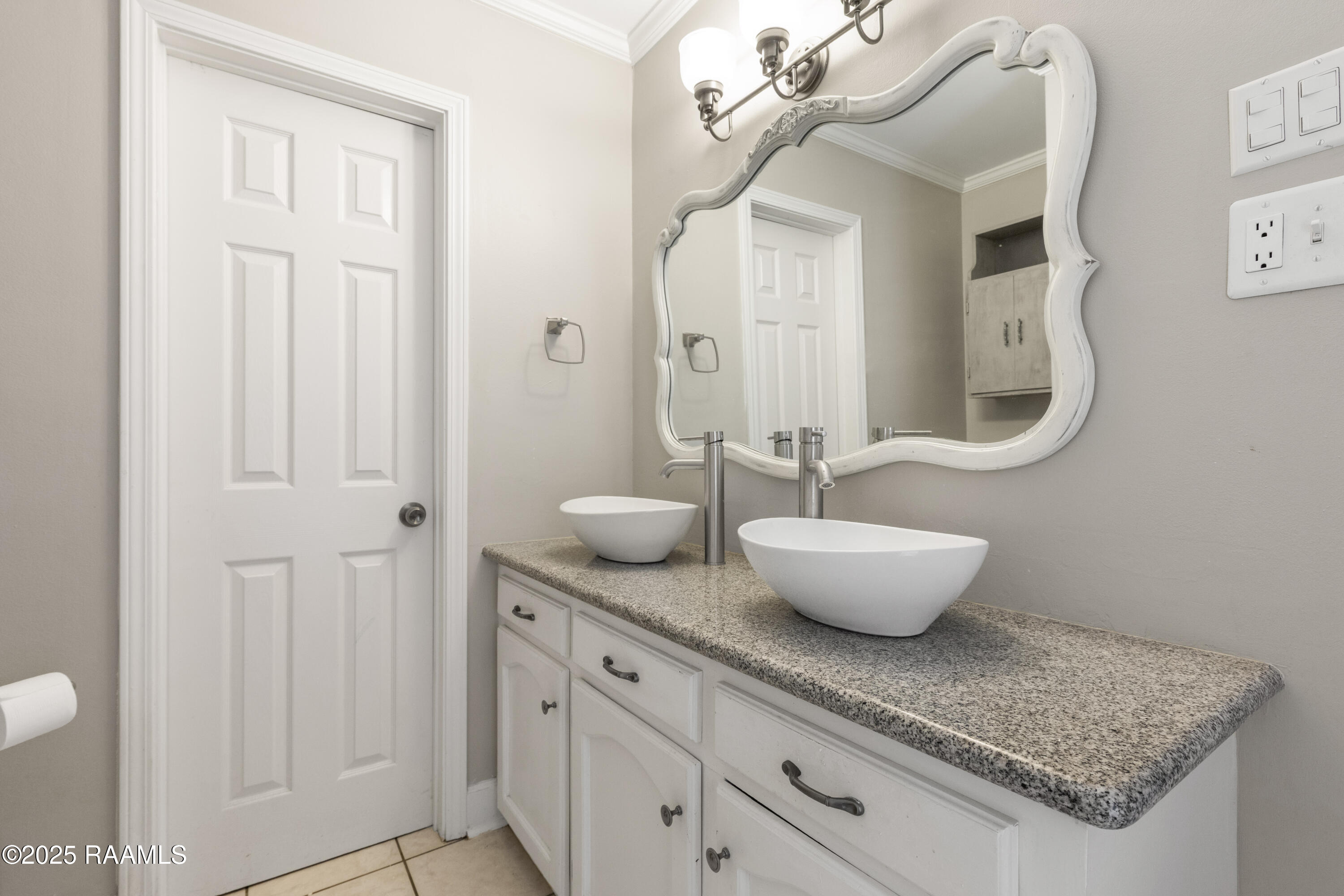 1007 B Baker Hughes Road Broussard, LA 70518 - Photo 9 of 22 1077BHughesRd-61