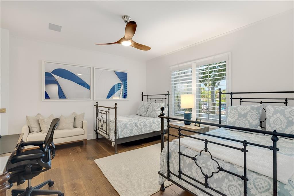 850 Beach Road, Unit 176 Indian River Shores, FL 32963 - Photo 7 of 18 a bedroom with furniture and a window