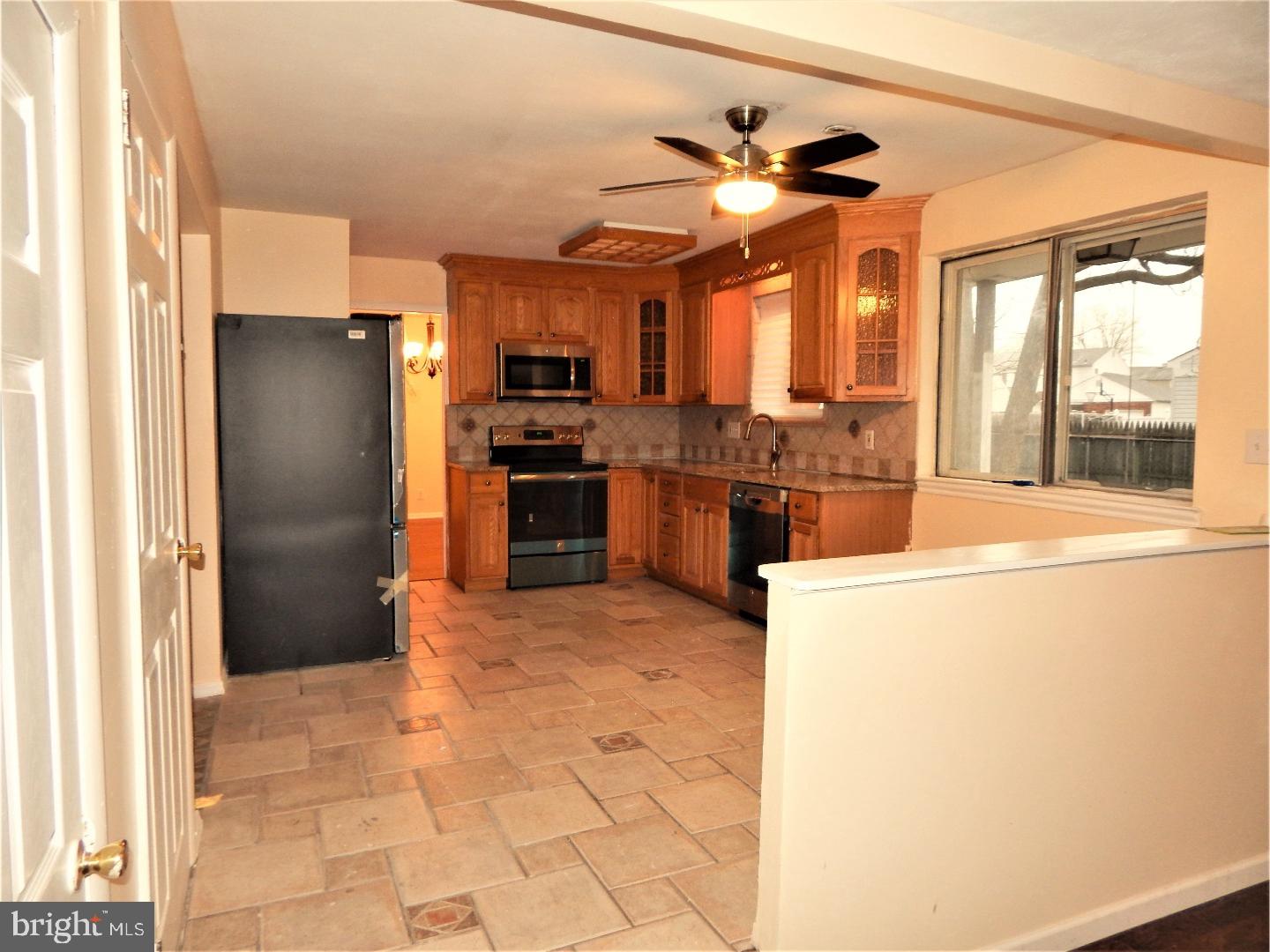 535 Drexel Road Fairless Hills, PA 19030 - Photo 5 of 22 Kitchen