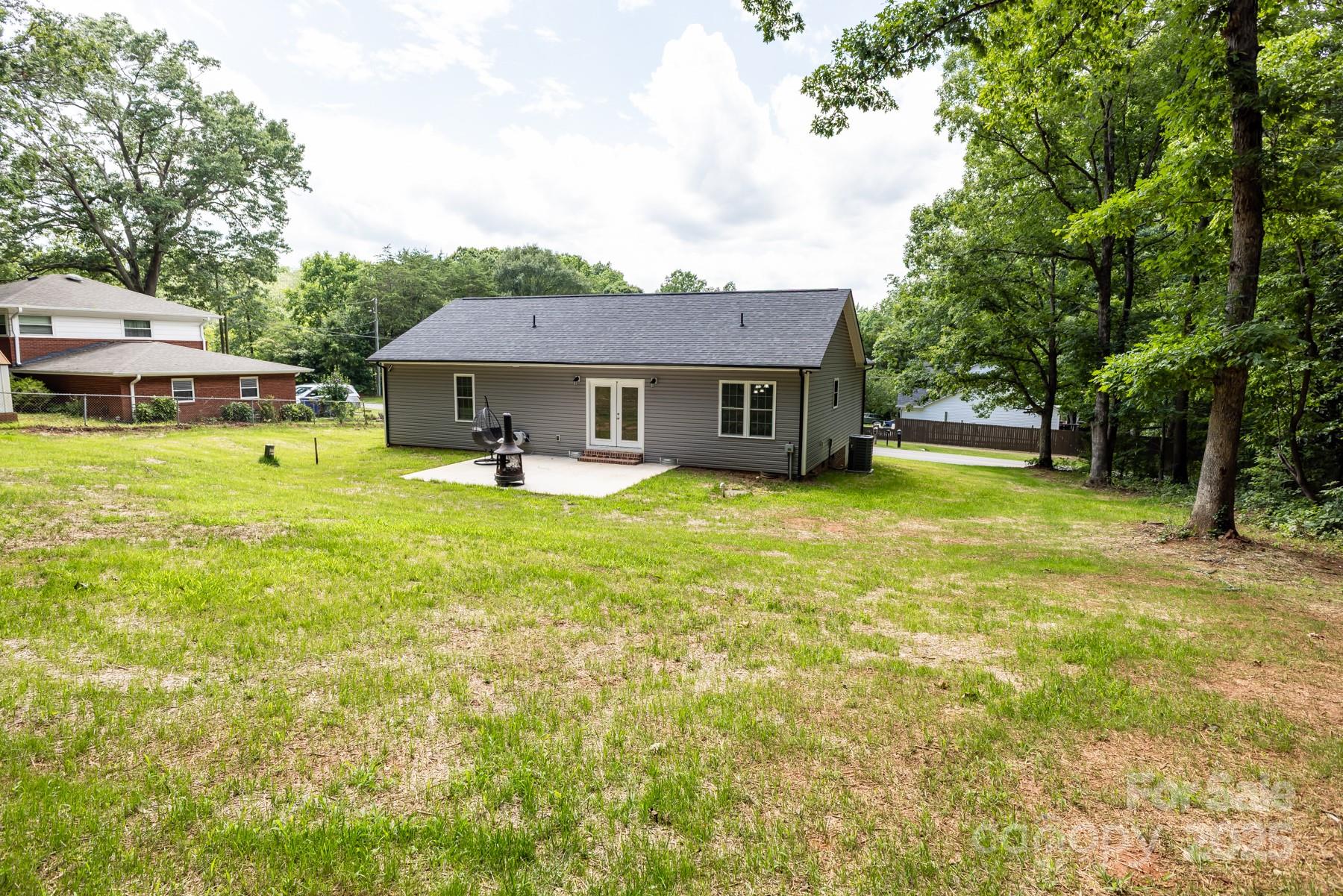 1005 8th Avenue Southwest Conover, NC 28613 - Photo 35 of 37
