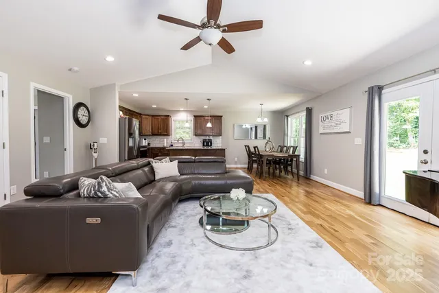 $335,000 | 1005 8th Avenue Southwest, Conover, NC 28613