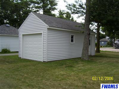 854 Dierkes Street Decatur, IN 46733 - Photo 4 of 10