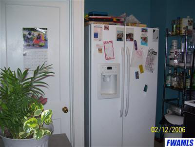854 Dierkes Street Decatur, IN 46733 - Photo 8 of 10