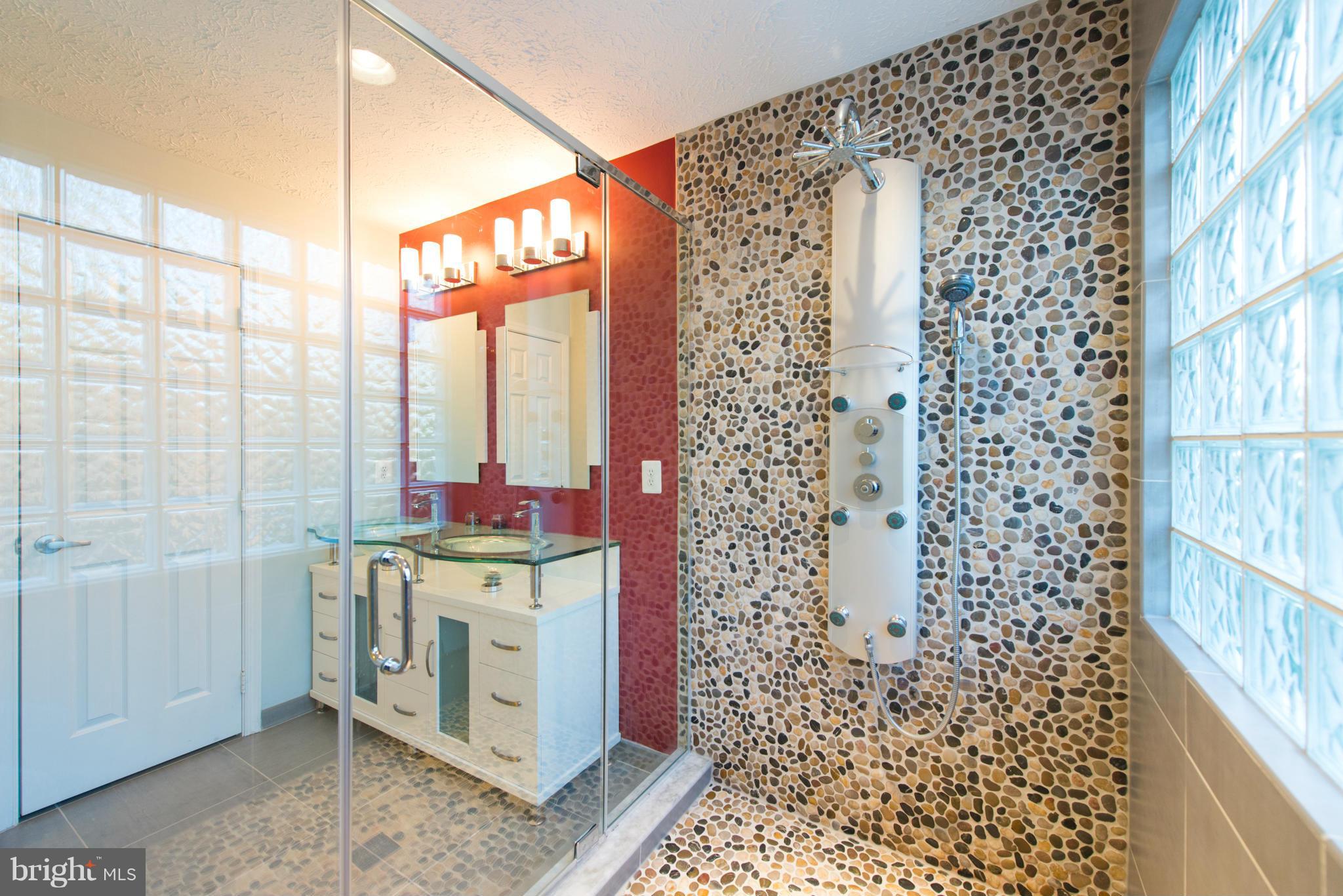 1297 Keystone Court Riva, MD 21140 - Photo 12 of 30 Bath (Master)