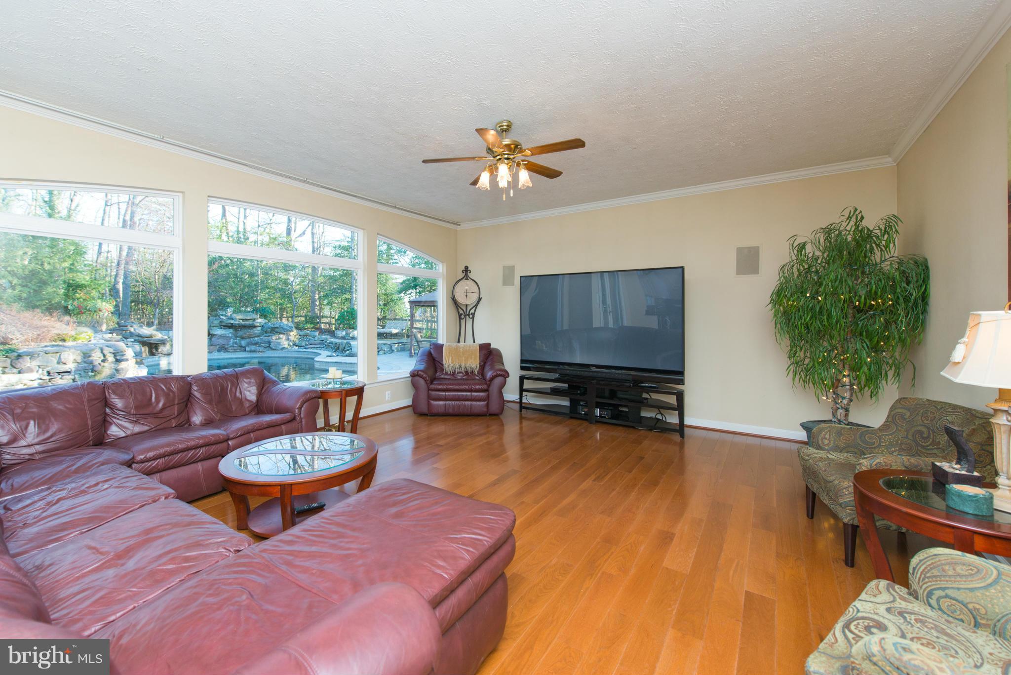1297 Keystone Court Riva, MD 21140 - Photo 4 of 30 Living Room
