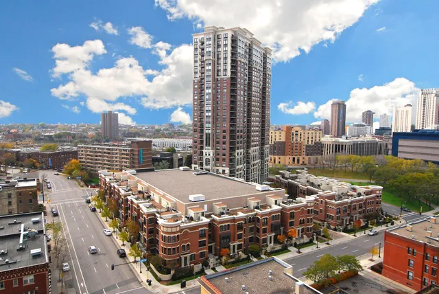 $1,995 | 500 East Grant Street, Unit 2405, Minneapolis, MN 55404