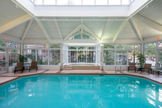 $1,995 | 500 East Grant Street, Unit 2405, Minneapolis, MN 55404